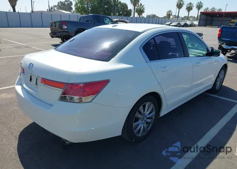 2011 Honda Accord 2.4 Ex-L из США, поврежденный, VIN 1HGCP2F86BA022892